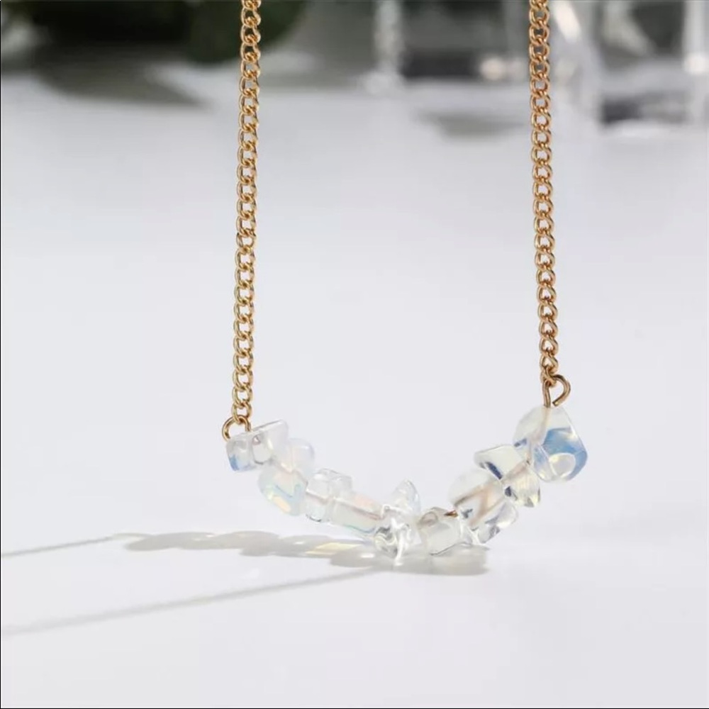 • Emma • Stone Necklace - Picture 2 of 4